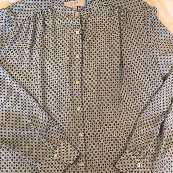 Long Sl Loft Blouse. Blue with Burgundy designs. - Picture 1 of 4